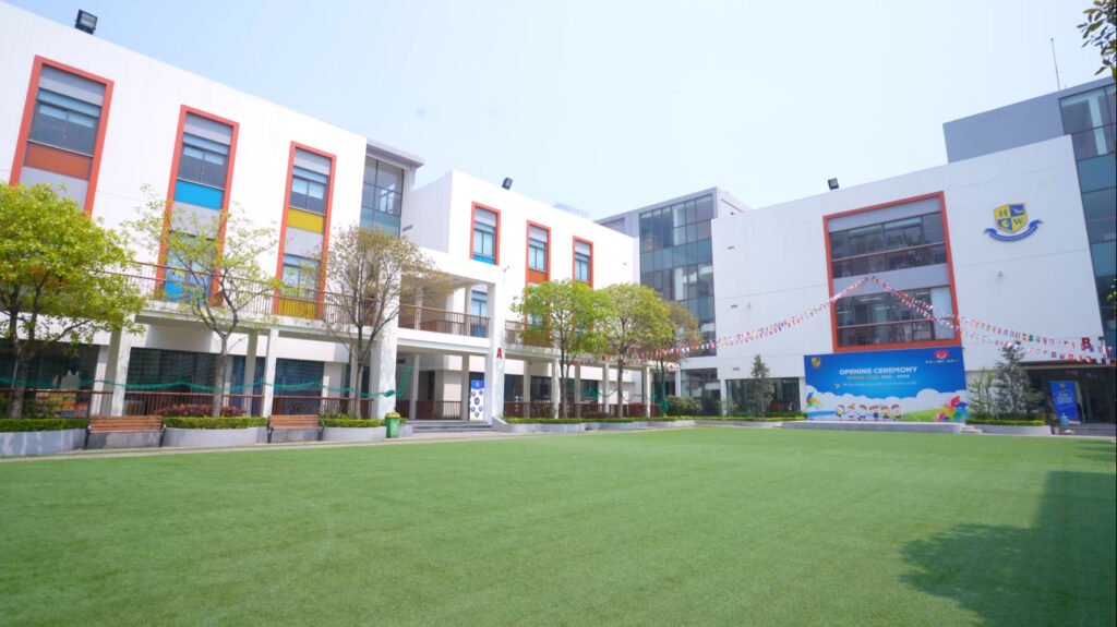 Hình ảnh Trường Tiểu học & THCS HWS — 1
