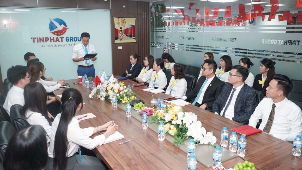 Hình ảnh Công ty Cổ Phần Hợp tác Đầu tư Giáo dục Quốc tế Tín Phát — 2